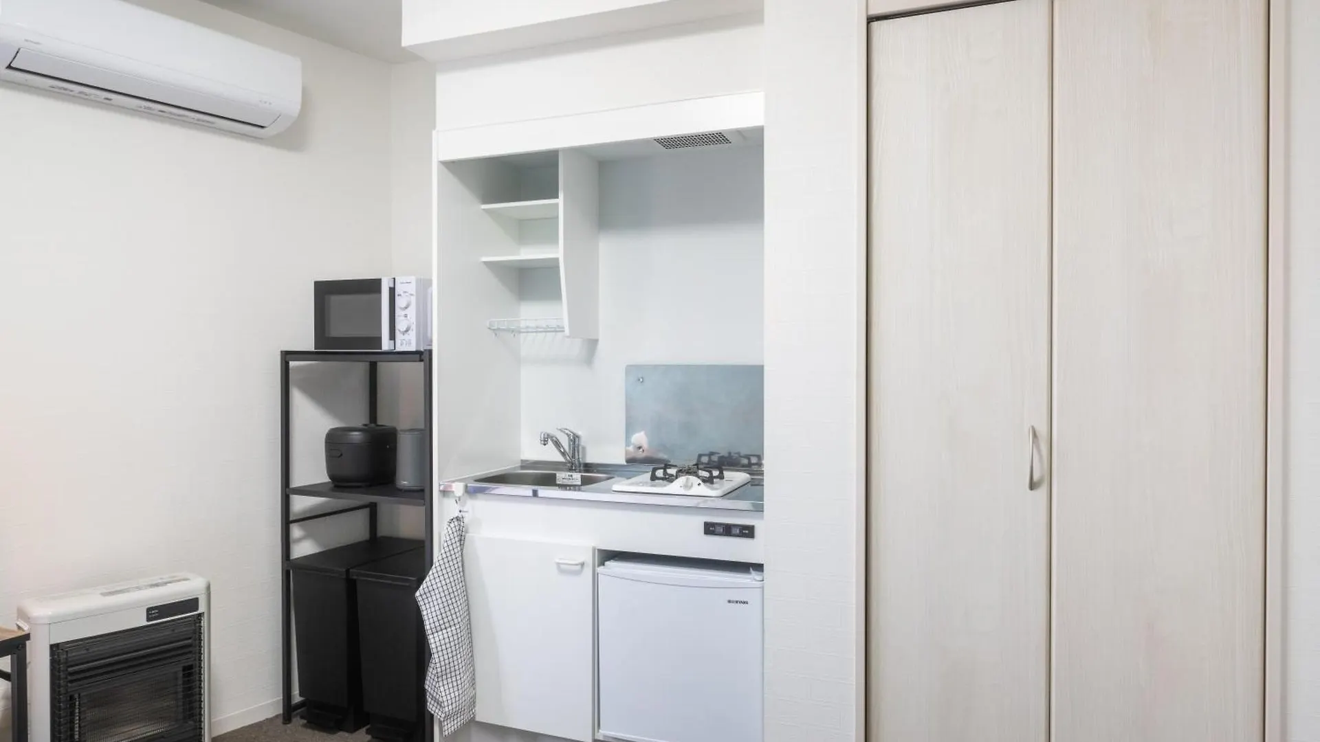Residence Hotel Sapporo Susukino 4*,  Japonsko